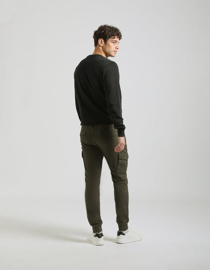 Cargo pants with elastic ankles