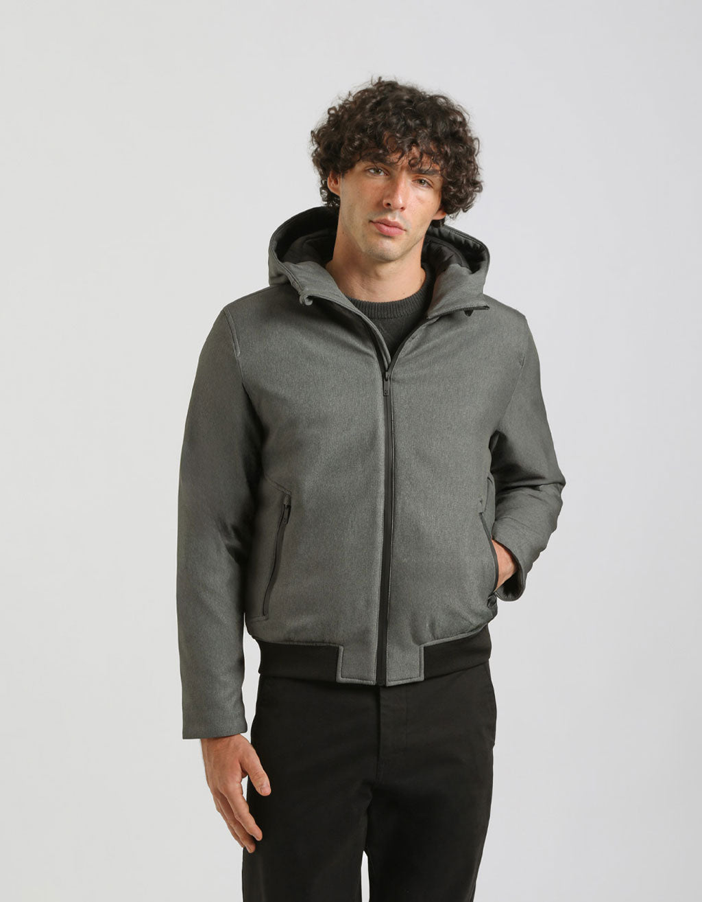 Bomber imbottito con cappuccio